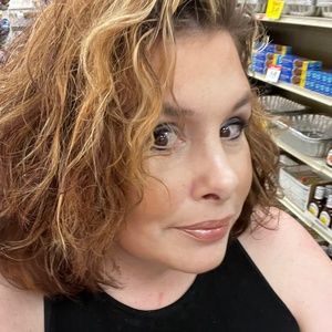 Meet your Posher, Jen